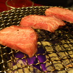 焼肉赤身にくがとう - 