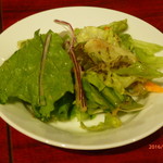 焼肉赤身にくがとう - 自家製ドレッシングの季節の野菜サラダ 