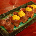 至福の握り　カンボジア生こしょう、特別ウニのせ