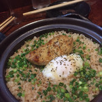 酒場わたなべ - そしてお客さんのほとんどが注文する土鍋