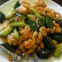 三和楼 - 鳥肉の辛し炒め