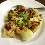 海上海 - ゆでワンタン・自家製ラー油のせ（520円）