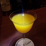 バー キュラソー - 蜜柑のカクテル