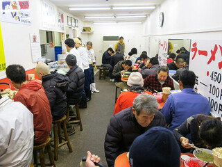 元祖ラーメン長浜家 - 店内