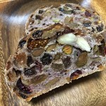 ラトリエ ドゥ プレジール - パン オ フリュイ ルージュ2014 3.2円/g