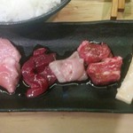 立喰い焼肉 治郎丸 - 