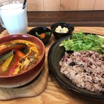 チキンとたっぷり野菜のカレー