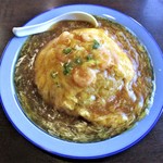 とんちんかん - 天津飯 720円 + ミニラーメン 160円。