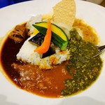 若草カレー本舗 -  スペシャルあいがけカレー