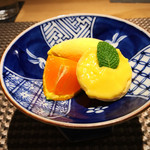 座屋 - 山北みかんのジェラート
      