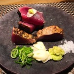 座屋 - 鰹のタタキ
      