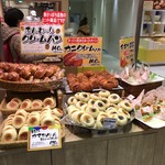 どんぐり - 【2016年12月】相変わらずの勢いのある売場例。