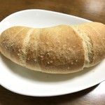 どんぐり - 【2016年12月】塩パン＠86円(込)。