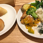 フラッグスカフェ&ダイニング - サラダバーの例1/2