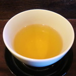 Teuchi Soba Ishioka - 蕎麦茶。とても香ばしい♪