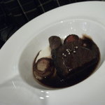 ル･クール - ヴィヤンド／和牛頬肉の赤ワイン煮