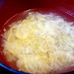 あけぼのラーメン - おかわり自由のたまごスープ