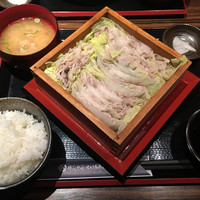 豚しゃぶ せいろ蒸し 豚匠 なんば邸 - 