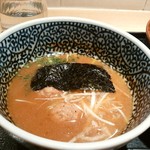 麺屋一燈 - つけ汁アップ