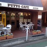 PUTTO CAFE - 