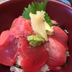 築地のどんぶり屋 さくら亭 志布志 - 《まぐろ丼》1,300円
あら汁、小鉢付き
2017/1/5