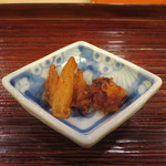 山玄茶 - いかげそ揚げ