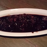 牛バラ肉の赤ワイン煮　550円