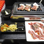 豪快!! 焼肉食堂 赤まる - 「カルビ定食」の「バカ盛り」