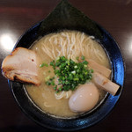 らーめん la.la.la. - 2016年12月22日(木)　とりパイタン塩(750円)＋味玉１ケ無料券で味玉