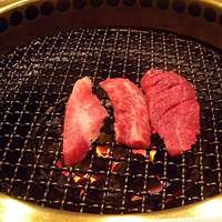みやび 六本木店 - 溶岩プレートタイプの無煙ロースター