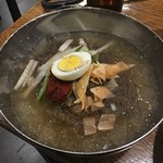 유가네 - 冷麺は普通