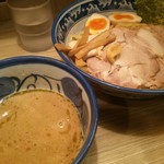 秋葉原つけ麺 油そば 楽 - 特製つけ麺(麺300g) 2017年1月6日