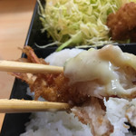 とんかつ春 - タルタル乗ったエビフライ♡