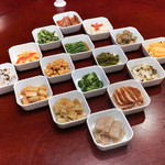 趙楊 - 十六種前菜