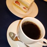 エンメビーノ - ｹｰｷ&ｺｰﾋｰ