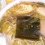 中華ソバ　坂本 - 海苔！！じゃない、昆布？！