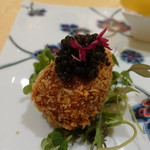 トゥ・ラ・ジョア - 遊び心満載のカキフライ