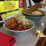 立川マシマシ - ナツメグさんのヒーヒー麺