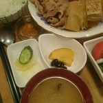 たつあん - 肉豆腐定食