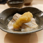 日本橋蛎殻町 すぎた - 北海道仙鳳趾産 牡蠣酒蒸し 