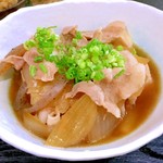 十八番 - 肉豆腐。