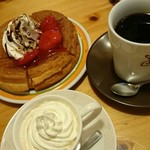 Komeda Kohi Ten - チョコノワールとたっぷりブレンド珈琲とはちみつラテウィンナー