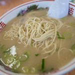 安全ラーメン - ついつい「替え玉」（100円）しちゃいます。