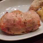 トリヤサイ - ローストハーブチキンレッグ＋ローストポテト(トリュフの香り付き)