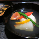 竹ざき - 4】ハマグリ真丈 聖護院大根 金時人参]