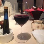 地中海レストラン アミーゴ - グラスワイン赤