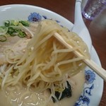 Satsuma Ramen - 麺アップ