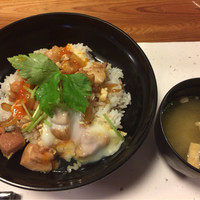 西新初喜 本店 - 親子丼