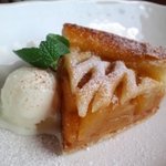 Cafe et the Mon-allure - 料理写真:アップルパイ(380円)