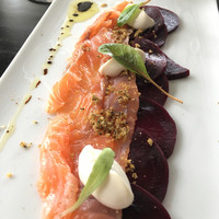 THE COSMOPOLITAN GRILL BAR TERRACE - 前菜のサーモン
